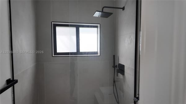 550 SW 10th St #7, Miami, Florida 33130, image 2