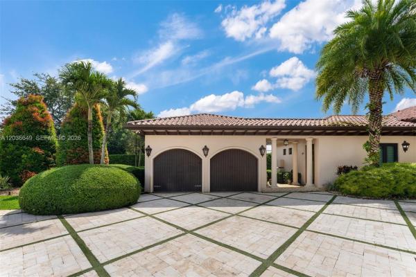 10270 SW 62nd St, Unincorporated Dade County, Florida 33173, image 1