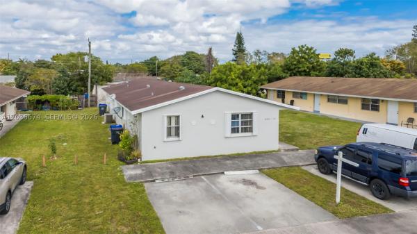 Gracewood, 6331 Pierce St #1, Hollywood, Florida 33024, image 2