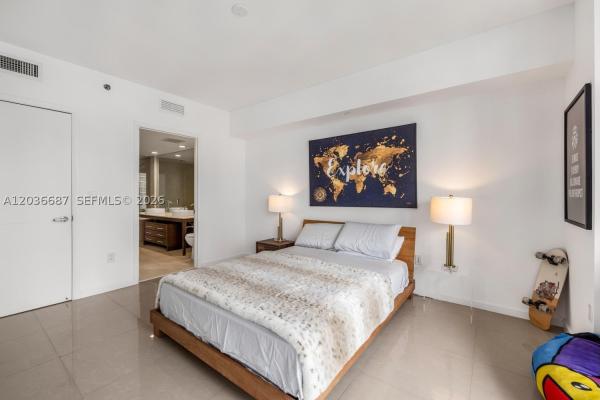 Icon Brickell Tower 1, 475 Brickell Ave #3214, Miami, Florida 33131, image 2
