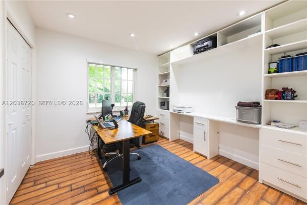 Bonaventure Lakes, 16571 Lake Tree Dr, Weston, Florida 33326, image 3