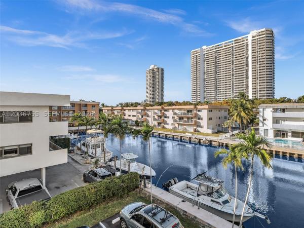 Bayview Point, 3601 NE 170th St #301, North Miami Beach, Florida 33160, image 2