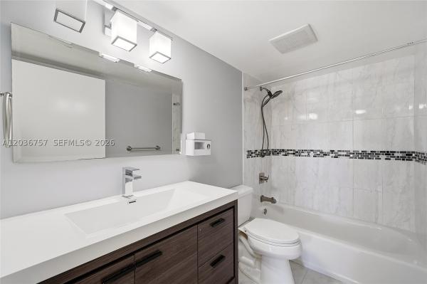 Bonivista 2, 7150 Indian Creek Dr #402, Miami Beach, Florida 33141, image 2