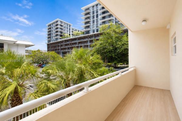 5839 SW 74th Ter #103, South Miami, Florida 33143, image 1