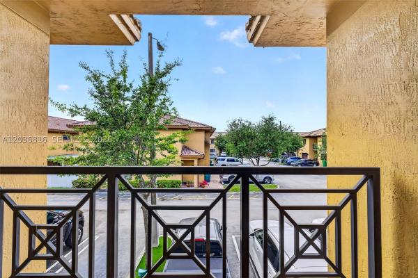 Kasalta Villas, 11115 W Okeechobee Rd #123, Hialeah Gardens, Florida 33018, image 2