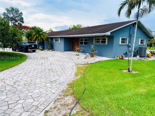 21217 SW 160th St, Unincorporated Dade County, Florida 33187, image 2