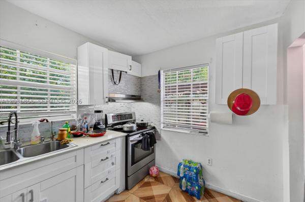 Irons Manor High Pine, 761 NE 139th St, North Miami, Florida 33161, image 1