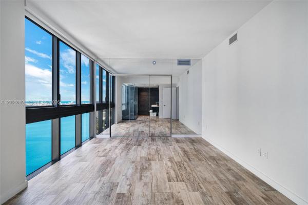 Paraiso Bay, 650 NE 32nd St #4407, Miami, Florida 33137, image 1