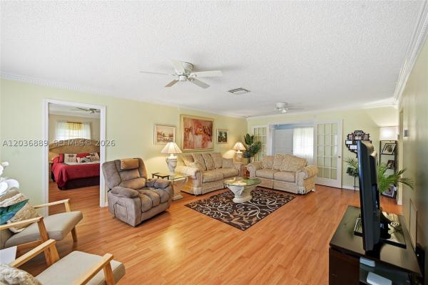 Palm Beach Leisureville, 1702 SW 22nd St, Boynton Beach, Florida 33426, image 2