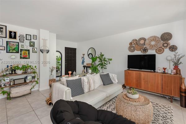 Nirvana, 777 NE 62nd St #C302, Miami, Florida 33138, image 2