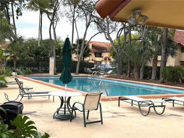 10044 SW 77th Ct, Unincorporated Dade County, Florida 33156, image 1