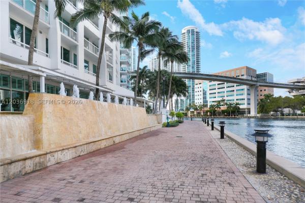 Brickell On The River North Tower, 31 SE 5th St #3812, Miami, Florida 33131, image 2