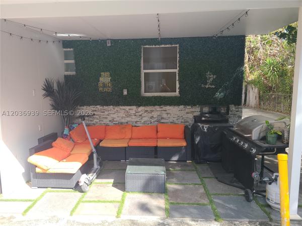 St James Park, 168 NW 32nd St #6, Miami, Florida 33127, image 2