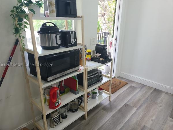 St James Park, 168 NW 32nd St #6, Miami, Florida 33127, image 2