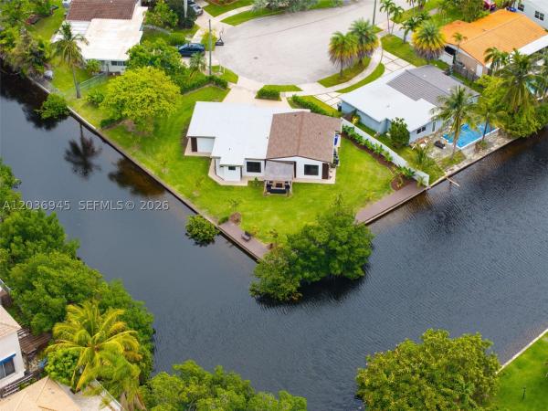 Hollywood Lakes, 1178 Grant St, Hollywood, Florida 33019, image 2