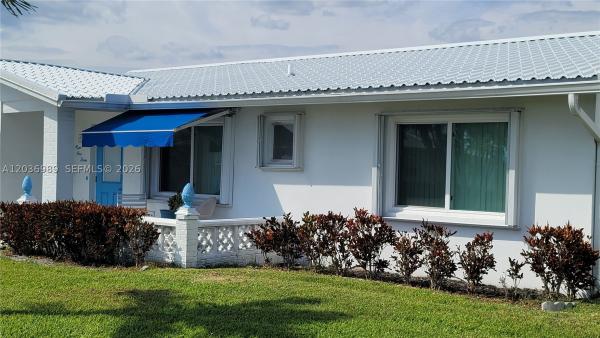 Palm Beach Leisureville, 913 SW 3rd Ave, Boynton Beach, Florida 33426, image 3