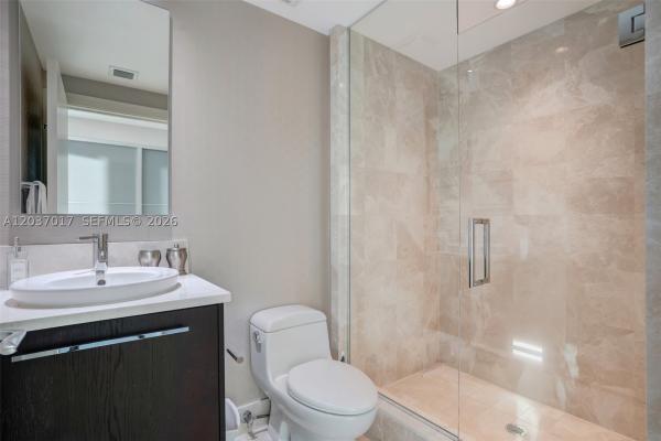 Jade Ocean, 17121 Collins Ave #3304, Sunny Isles Beach, Florida 33160, image 2