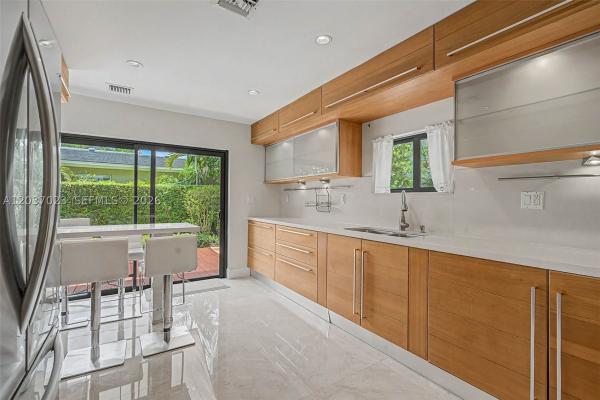 Riviera, 4950 San Amaro Dr, Coral Gables, Florida 33146, image 1
