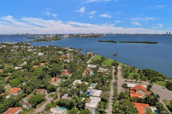 Acadia, 765 Ne 70th St, Miami, Florida 33138, image 1