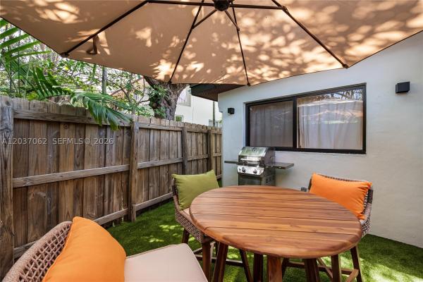 East Shenandoah, 3681 SW 3rd Ave, Miami, Florida 33145, image 3