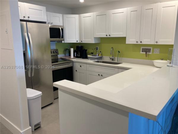 Roney Palace, 2301 Collins Ave #614, Miami Beach, Florida 33139, image 3