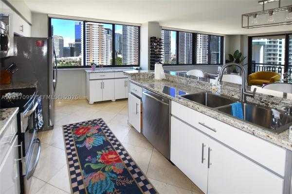 Brickell Key Two, 540 Brickell Key Dr #1513, Miami, Florida 33131, image 2