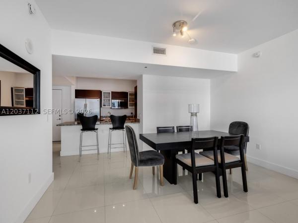 The Plaza On Brickell East, 950 Brickell Bay Dr #1404, Miami, Florida 33131, image 3