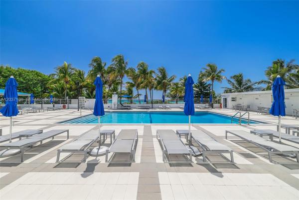 The Carriage Club, 5001 Collins Ave #6E, Miami Beach, Florida 33140, image 1