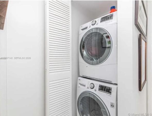 Charter Club, 600 NE 36th St #1006, Miami, Florida 33137, image 1