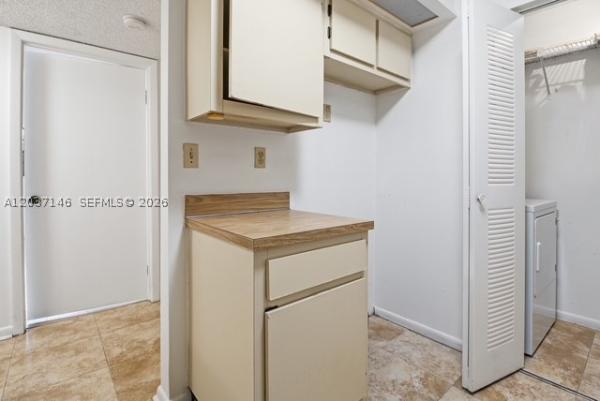907 NE 199th St #106, Unincorporated Dade County, Florida 33179, image 3