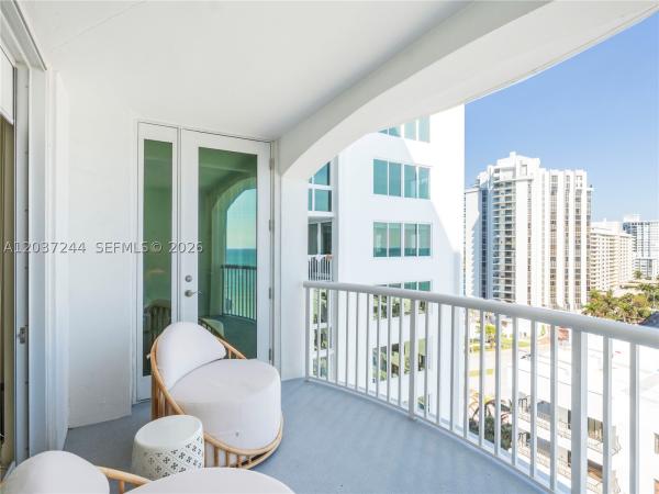 The Carriage House, 5401 Collins Ave #1013, Miami Beach, Florida 33140, image 2