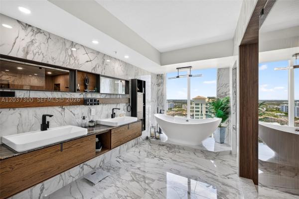 Hidden Bay, 3370 NE 190th St #3715, Aventura, Florida 33180, image 3