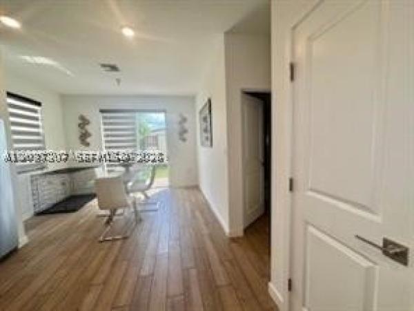 687 SE 17th Ave, Homestead, Florida 33033, image 1