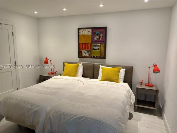Tidemark At Key Colony, 201 Crandon Blvd #833, Key Biscayne, Florida 33149, image 1