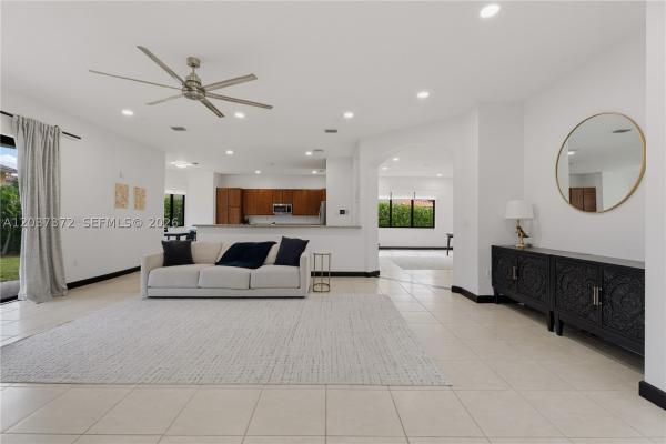 Cutler Cay, 7504 SW 188th Ter, Cutler Bay, Florida 33157, image 3