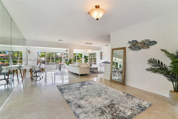 Jenada Villas, 2901 NW 9th Ter, Wilton Manors, Florida 33311, image 2