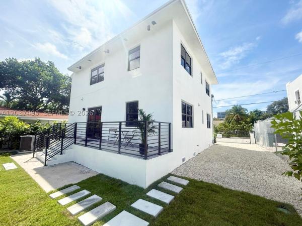 Wyndwood Park, 243 NW 32nd St, Miami, Florida 33127, image 1