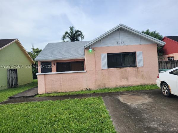 Leslie Patio Homes, Miami Gardens, Florida 33056, image 2