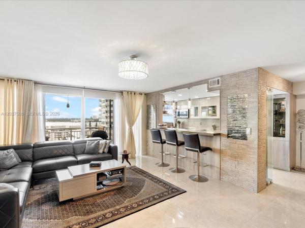 Del Prado, 18071 Biscayne Blvd #1401, Aventura, Florida 33160, image 1
