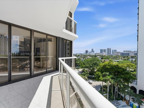 Portsview At Waterways, 3610 Yacht Club Dr #702, Aventura, Florida 33180, image 3
