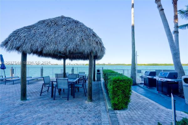 Island Pointe, 10350 W Bay Harbor Dr #4T, Bay Harbor Islands, Florida 33154, image 2