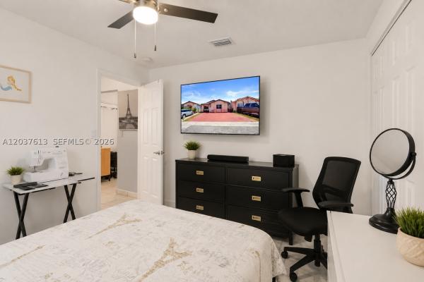 El Prado Country Club, 2886 W 74th Pl, Hialeah, Florida 33018, image 3