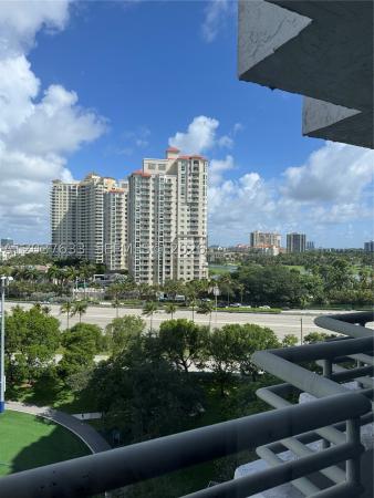 Parc Central Aventura South, 3300 NE 191st St #1001, Aventura, Florida 33180, image 2