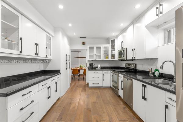 Biscayne Beach, 8220 Hawthorne Ave, Miami Beach, Florida 33141, image 3