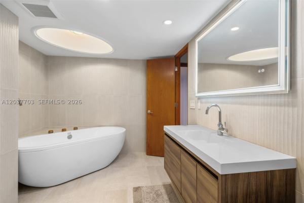 Prince George, 1865 S Ocean Dr #16B, Hallandale Beach, Florida 33009, image 1