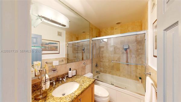 Cascade Falls, 530 NE 15th Ct #7, Fort Lauderdale, Florida 33304, image 3