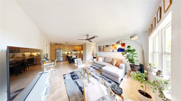 Cascade Falls, 530 NE 15th Ct #7, Fort Lauderdale, Florida 33304, image 2