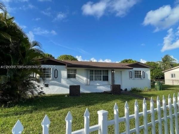 2730 NW 208th Ter, Miami Gardens, Florida 33056, image 2