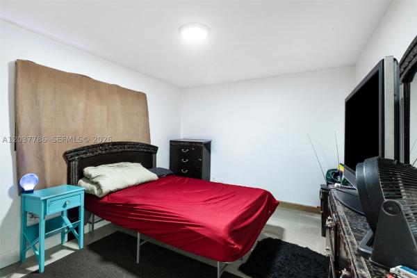Cedarhurst, 1519 NW 40th St #1, Miami, Florida 33142, image 2