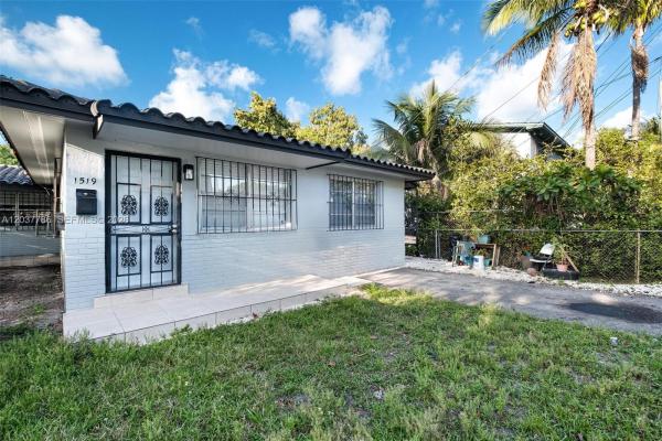 Cedarhurst, 1519 NW 40th St #1, Miami, Florida 33142, image 1